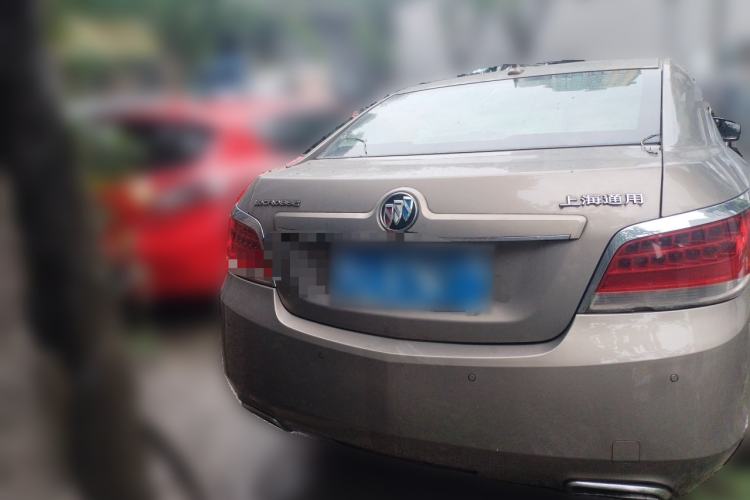 Used Buick LaCrosse 2011 2.4L SIDI Elegant Edition Rear
