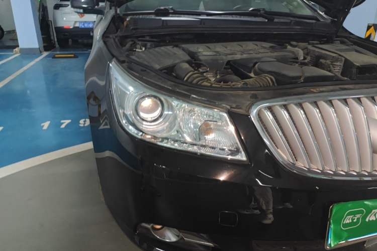 Used Buick LaCrosse 2011 2.4L SIDI Haoya Edition Right Front Headlight