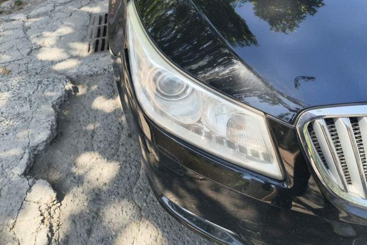 Used Buick LaCrosse 2011 2.4L SIDI Luxury Edition Right Front Headlight