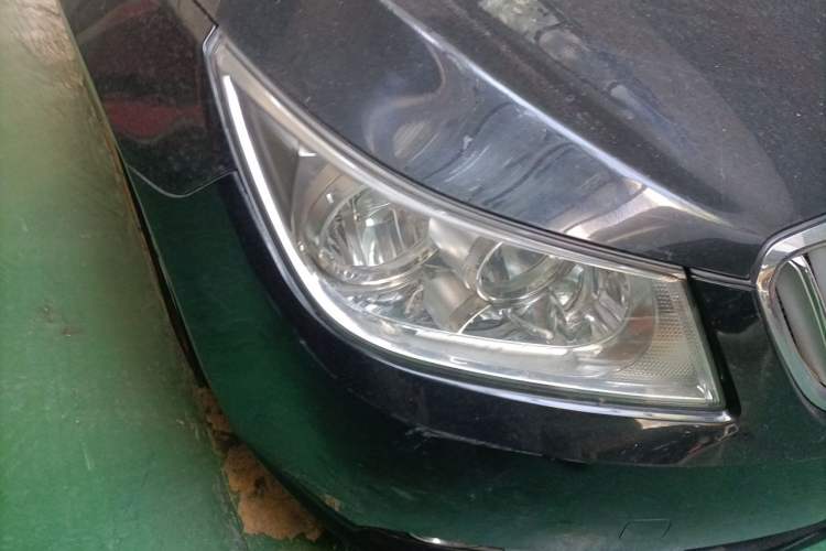 Used Buick LaCrosse 2011 2.4L SIDI Comfort Edition Right Front Headlight