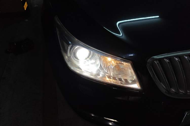 Used Buick LaCrosse 2011 2.4L SIDI Haoya Edition Right Front Headlight