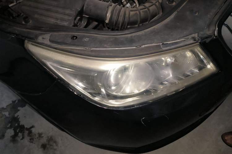 Used Buick LaCrosse 2011 2.4L SIDI Haoya Edition Right Front Headlight