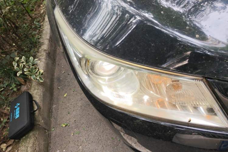 Used Buick LaCrosse 2011 eAssist 2.4L Luxury Edition Right Front Headlight