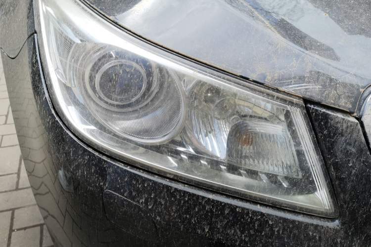 Used Buick LaCrosse 2011 2.4L SIDI Luxury Edition Right Front Headlight