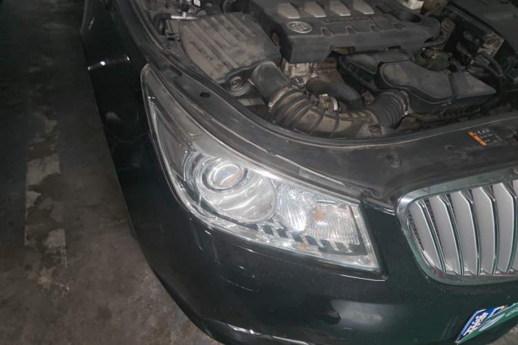 Used Buick LaCrosse 2011 2.4L SIDI Luxury Edition Right Front Headlight