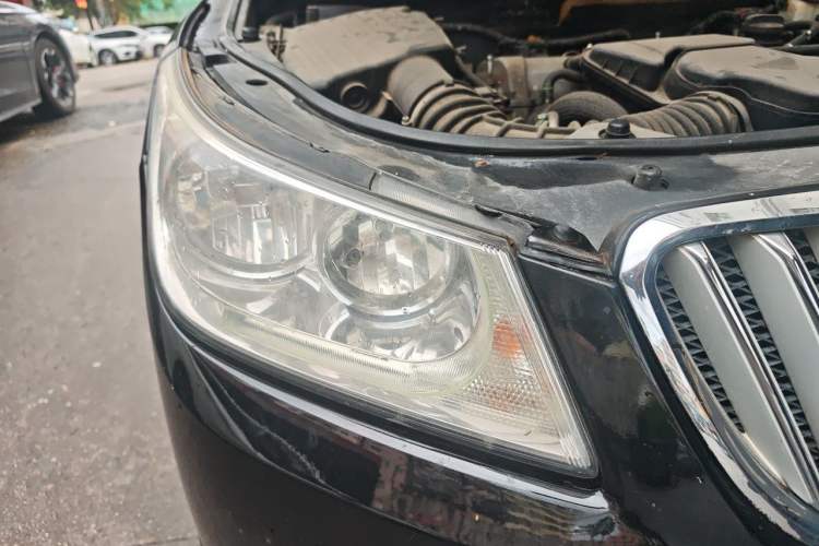 Used Buick LaCrosse 2011 2.4L SIDI Elegant Edition Right Front Headlight