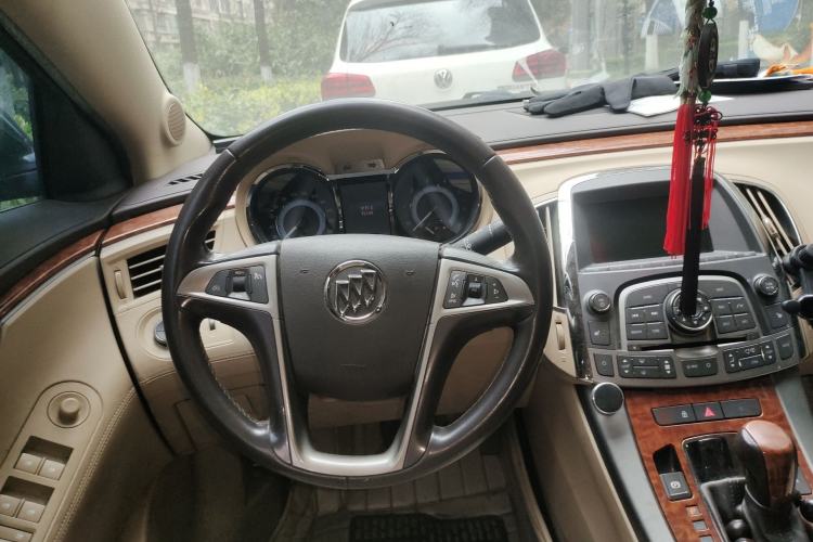 Used Buick LaCrosse 2011 eAssist 2.4L Luxury Edition Steering Wheel