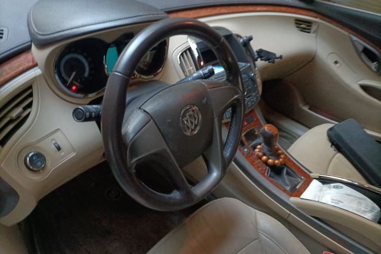 Used Buick LaCrosse 2011 2.4L SIDI Comfort Edition Steering Wheel