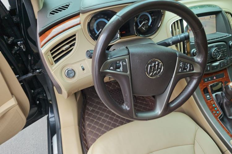 Used Buick LaCrosse 2011 2.4L SIDI Haoya Edition Steering Wheel