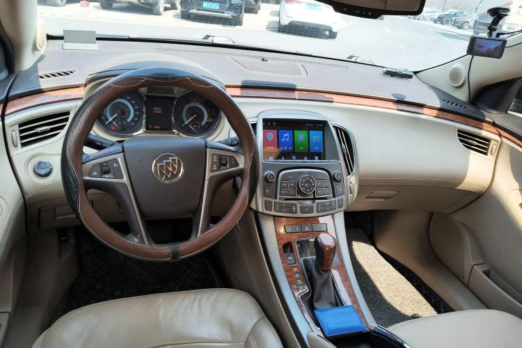 Used Buick LaCrosse 2011 2.4L SIDI Haoya Edition Steering Wheel
