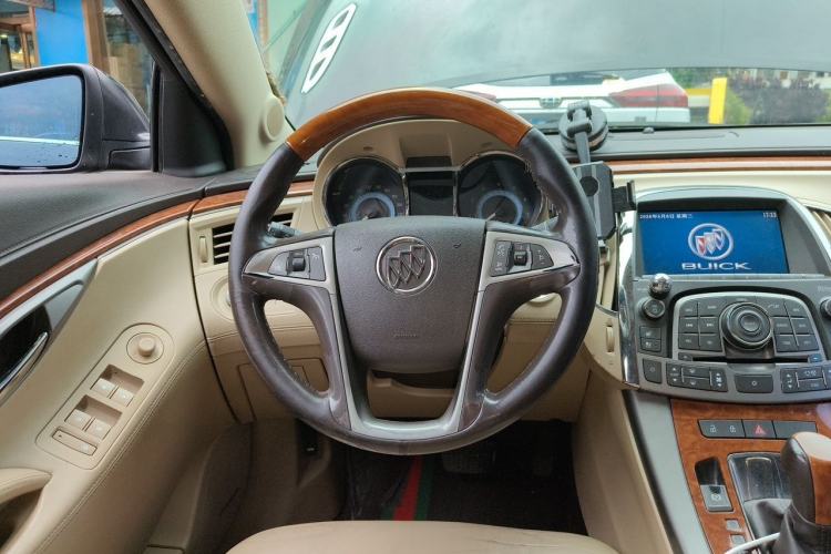 Used Buick LaCrosse 2011 2.4L SIDI Luxury Edition Steering Wheel
