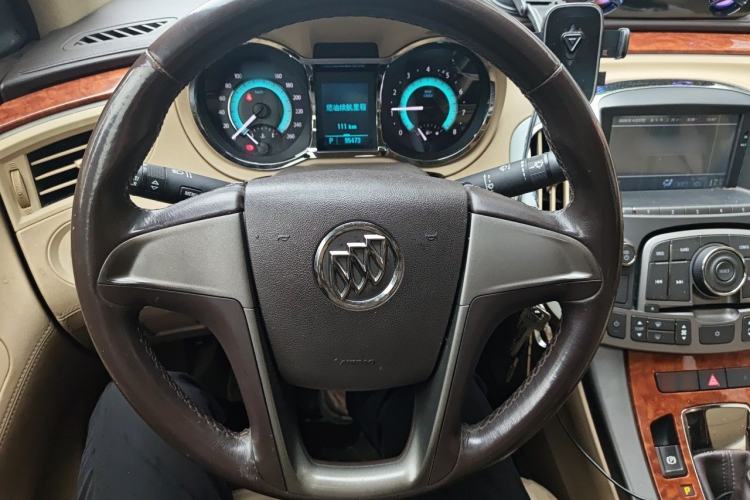 Used Buick LaCrosse 2011 2.4L SIDI Elegant Edition Steering Wheel