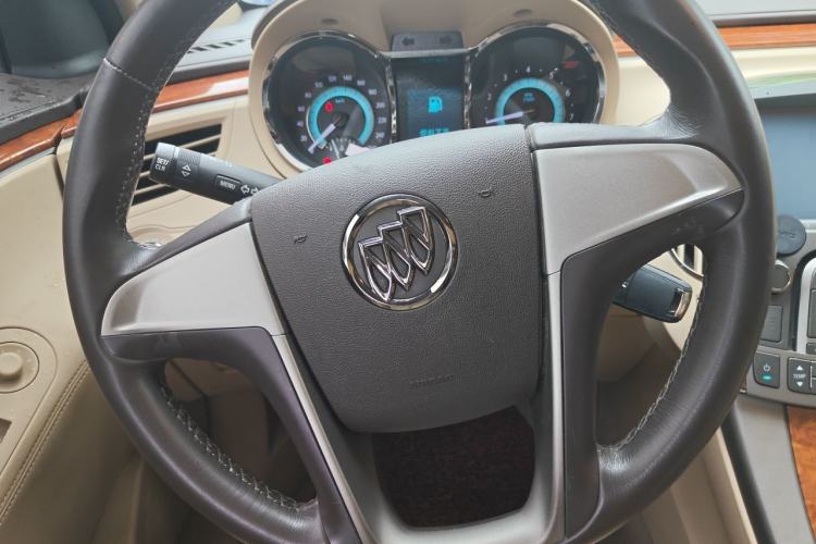 Used Buick LaCrosse 2011 2.4L SIDI Elegant Edition Steering Wheel
