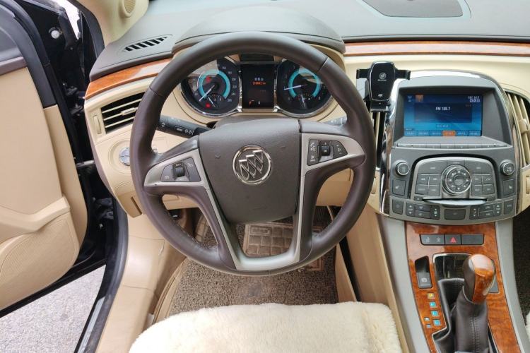 Used Buick LaCrosse 2011 2.4L SIDI Haoya Edition Steering Wheel