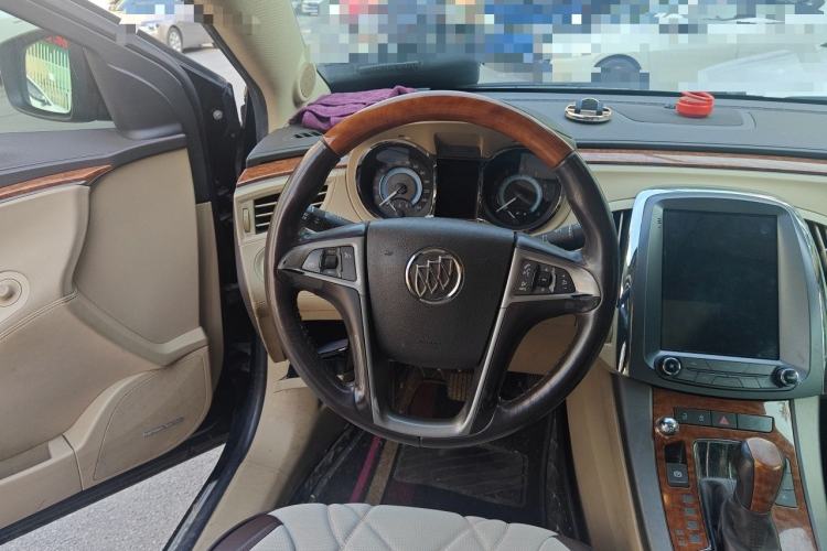 Used Buick LaCrosse 2011 2.4L SIDI Luxury Edition Steering Wheel