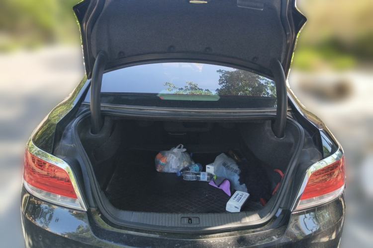 Used Buick LaCrosse 2011 2.4L SIDI Luxury Edition Trunk