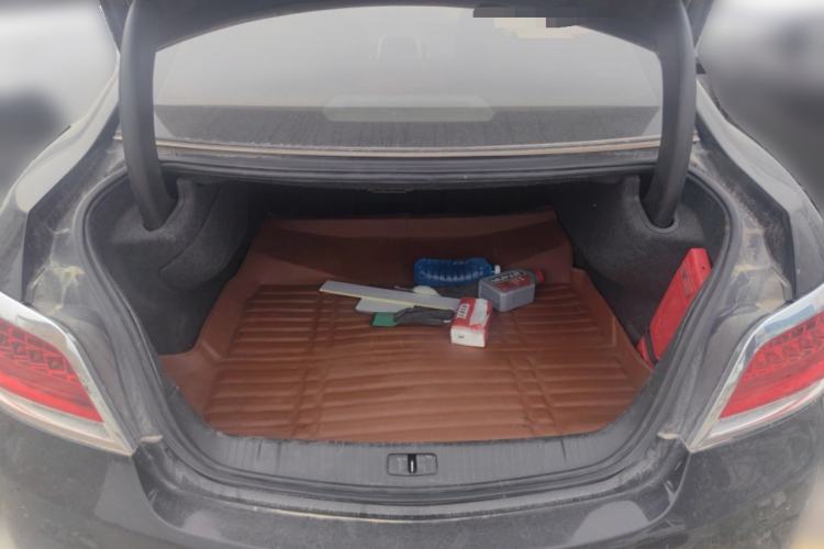 Used Buick LaCrosse 2011 2.4L SIDI Elegant Edition Trunk