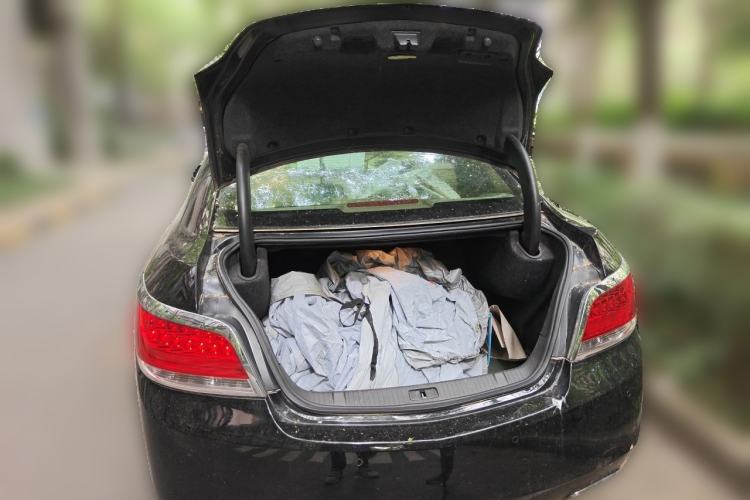 Used Buick LaCrosse 2011 eAssist 2.4L Luxury Edition Trunk