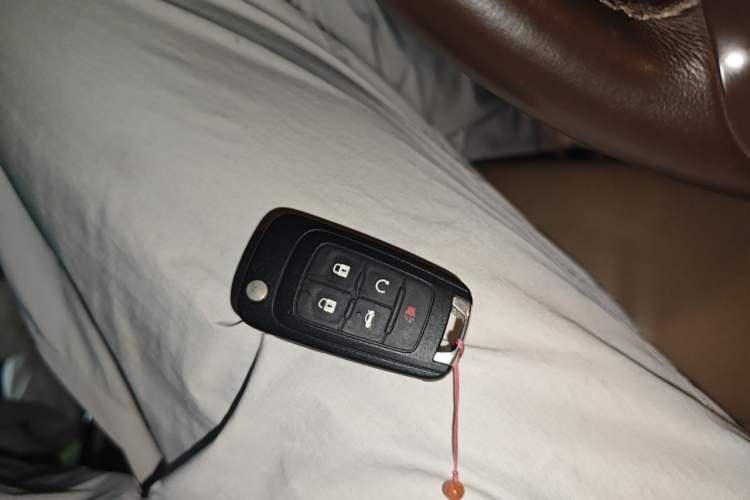 Used Buick LaCrosse 2011 2.4L SIDI Haoya Edition Vehicle Key