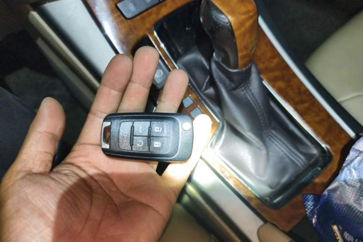 Used Buick LaCrosse 2011 2.4L SIDI Haoya Edition Vehicle Key