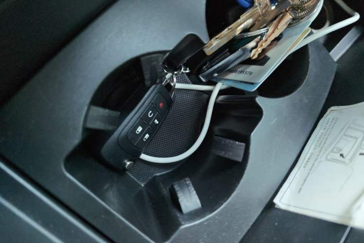 Used Buick LaCrosse 2011 2.4L SIDI Haoya Edition Vehicle Key