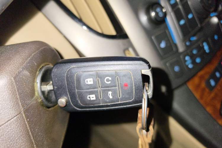 Used Buick LaCrosse 2011 2.4L SIDI Elegant Edition Vehicle Key
