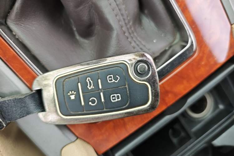 Used Buick LaCrosse 2011 2.4L SIDI Luxury Edition Vehicle Key