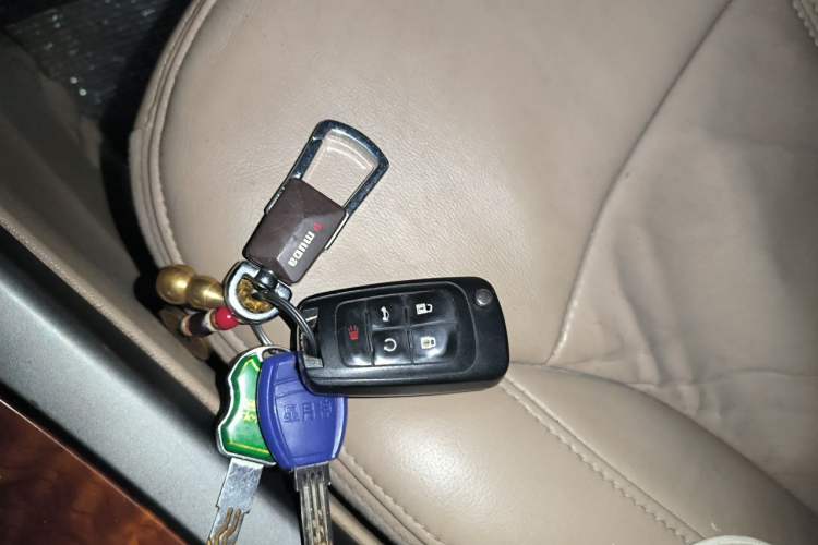 Used Buick LaCrosse 2011 2.4L SIDI Haoya Edition Vehicle Key
