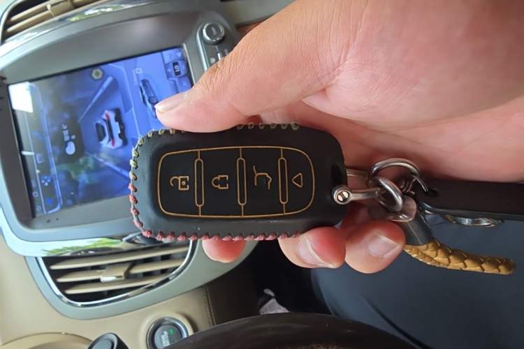 Used Buick LaCrosse 2011 2.4L SIDI Haoya Edition Vehicle Key