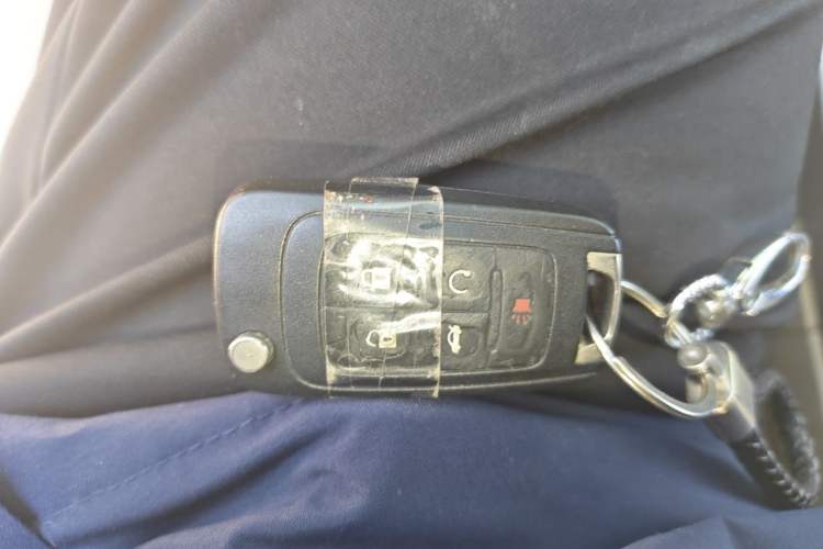 Used Buick LaCrosse 2011 2.4L SIDI Luxury Edition Vehicle Key