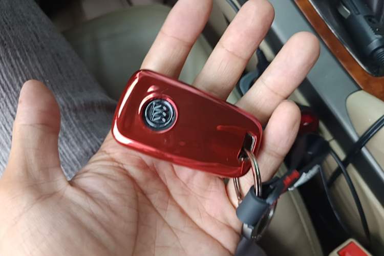Used Buick LaCrosse 2011 2.4L SIDI Haoya Edition Vehicle Key