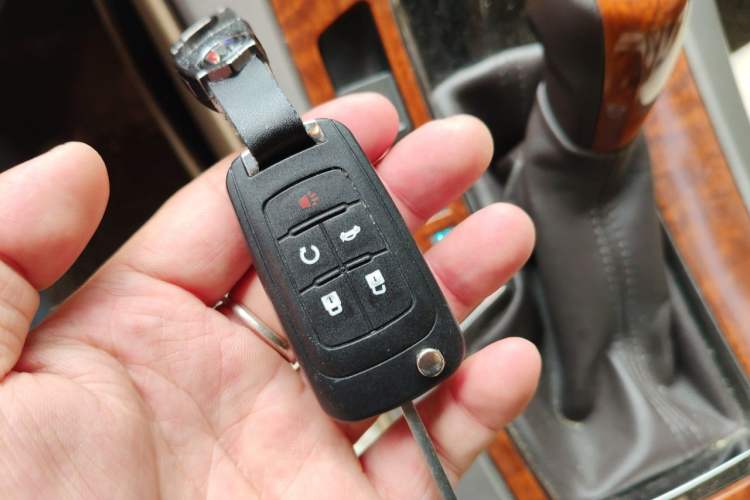 Used Buick LaCrosse 2011 2.4L SIDI Haoya Edition Vehicle Key