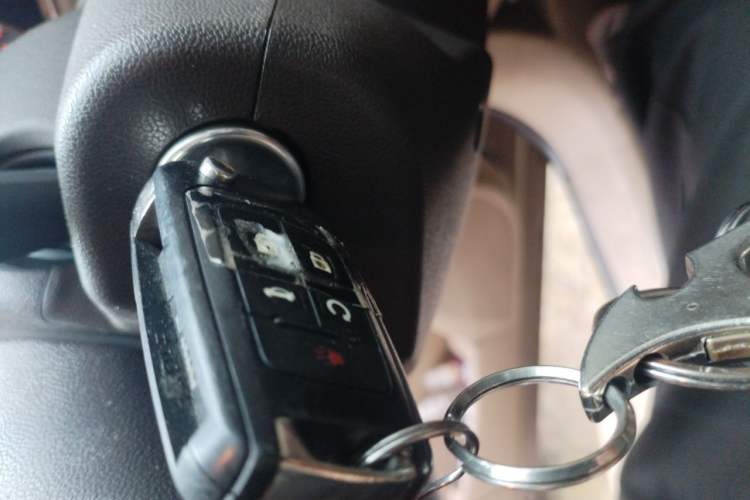 Used Buick LaCrosse 2011 2.4L SIDI Elegant Edition Vehicle Key