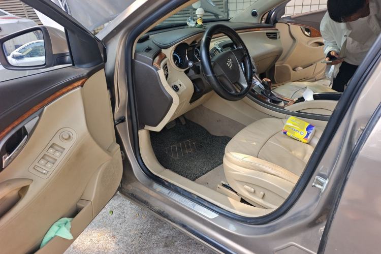 Used Buick LaCrosse 2011 2.4L SIDI Comfort Sunroof Version Driver Seat
