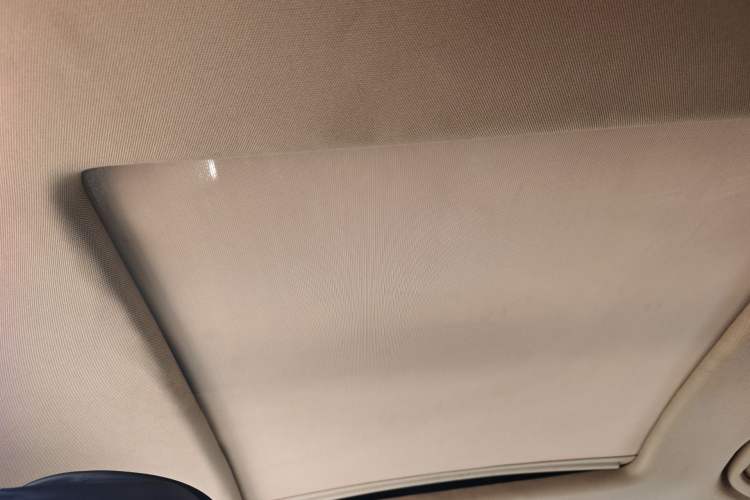 Used Buick LaCrosse 2011 2.4L SIDI Comfort Sunroof Version Headliner