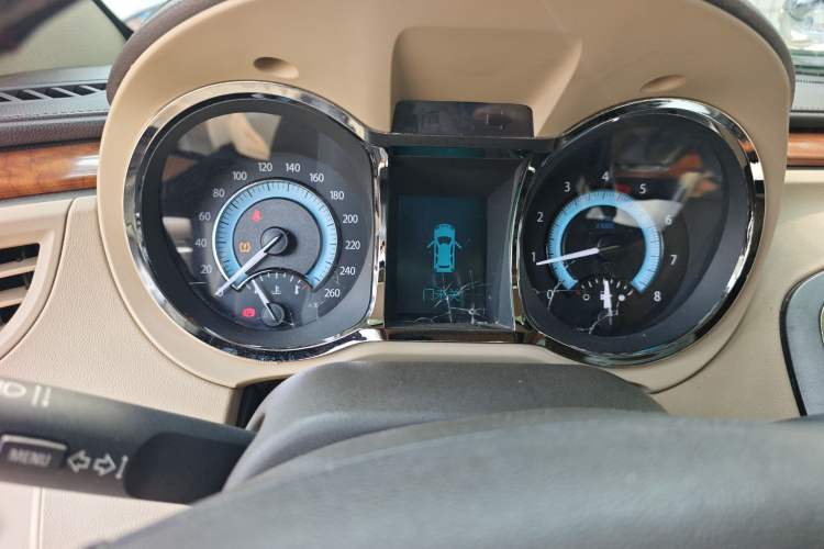 Used Buick LaCrosse 2011 2.4L SIDI Comfort Sunroof Version Instrument Cluster