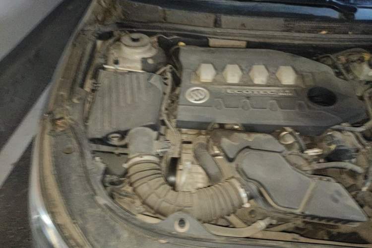 Used Buick LaCrosse 2011 2.4L SIDI Haoya Edition Engine Bay Right