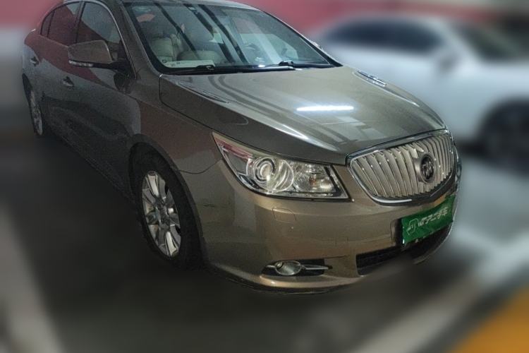 Used Buick LaCrosse 2011 2.4L SIDI Haoya Edition Front Right 45 Deg