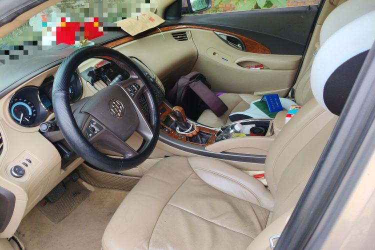 Used Buick LaCrosse 2011 2.4L SIDI Luxury Edition Left Front Seat