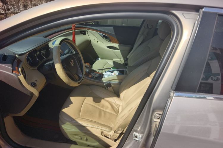 Used Buick LaCrosse 2011 2.4L SIDI Haoya Edition Left Front Seat