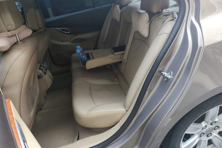 Used Buick LaCrosse 2011 2.4L SIDI Luxury Edition Left Rear Seat