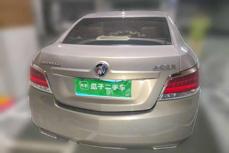 Used Buick LaCrosse 2011 2.4L SIDI Elegant Edition Rear