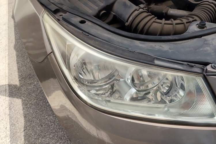 Used Buick LaCrosse 2011 eAssist 2.4L Elegance Edition Right Front Headlight