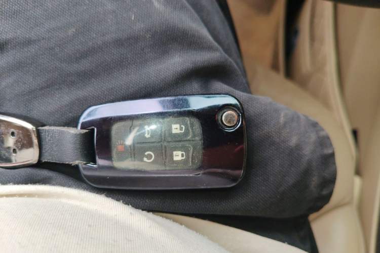 Used Buick LaCrosse 2011 2.4L SIDI Luxury Edition Vehicle Key
