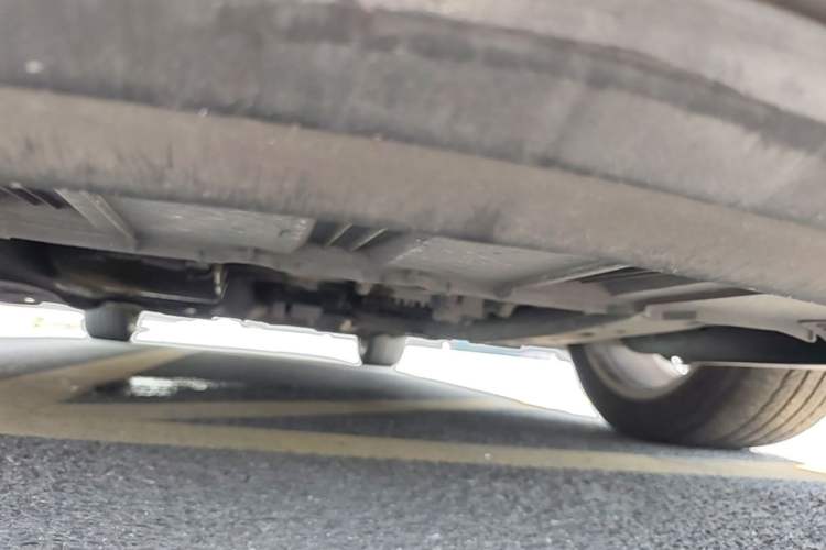 Used Buick LaCrosse 2011 2.4L SIDI Luxury Edition Chassis Front