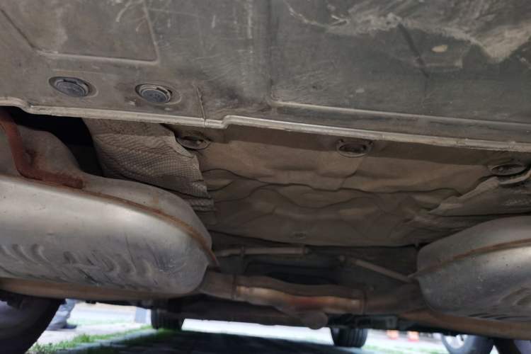 Used Buick LaCrosse 2011 2.4L SIDI Luxury Edition Chassis Rear