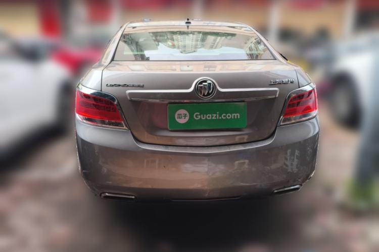 Used Buick LaCrosse 2011 2.4L SIDI Luxury Edition Rear