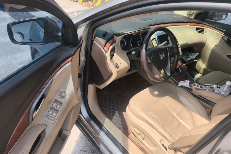 Used Buick LaCrosse 2011 2.4L SIDI Haoya Edition Driver Seat