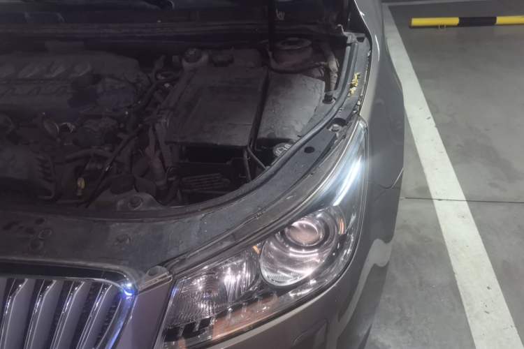 Used Buick LaCrosse 2011 2.4L SIDI Haoya Edition Engine Bay Left
