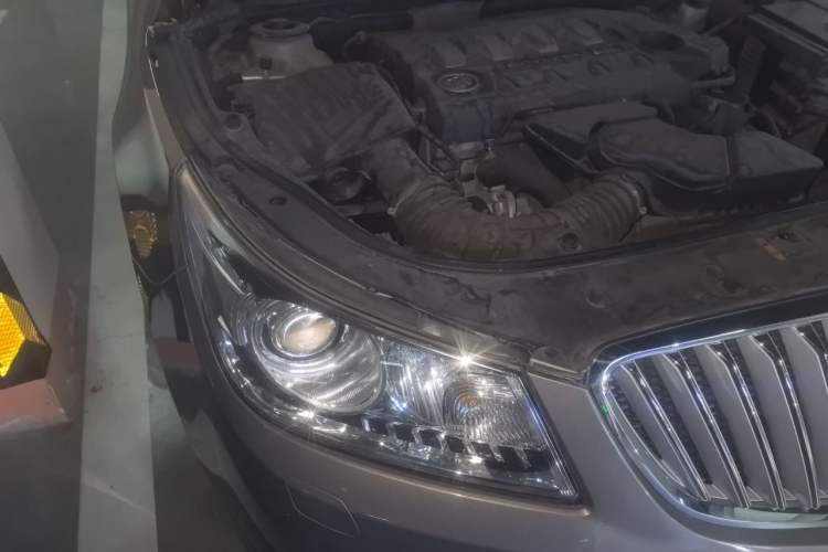Used Buick LaCrosse 2011 2.4L SIDI Haoya Edition Engine Bay Right